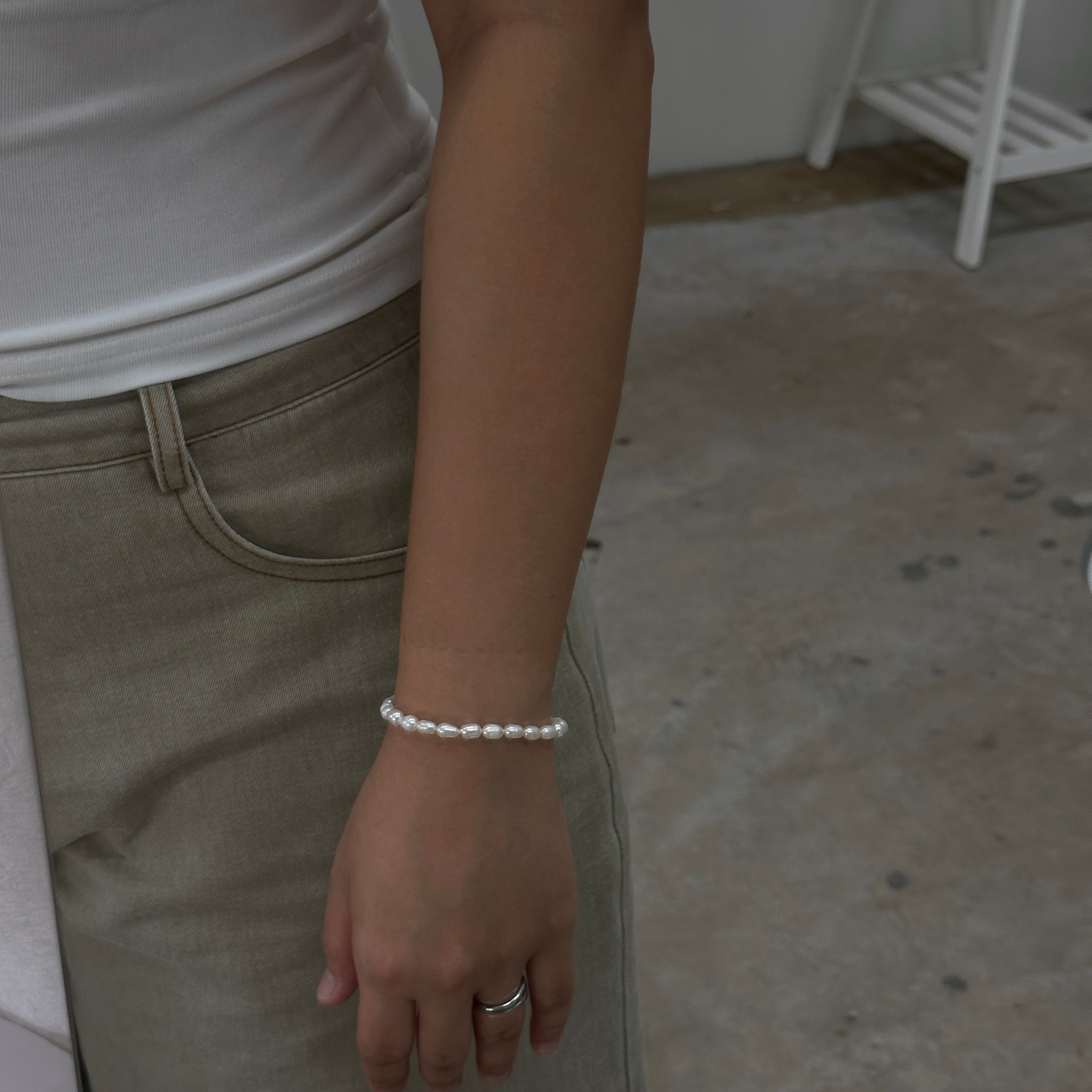 Fora Pearl Bracelet
