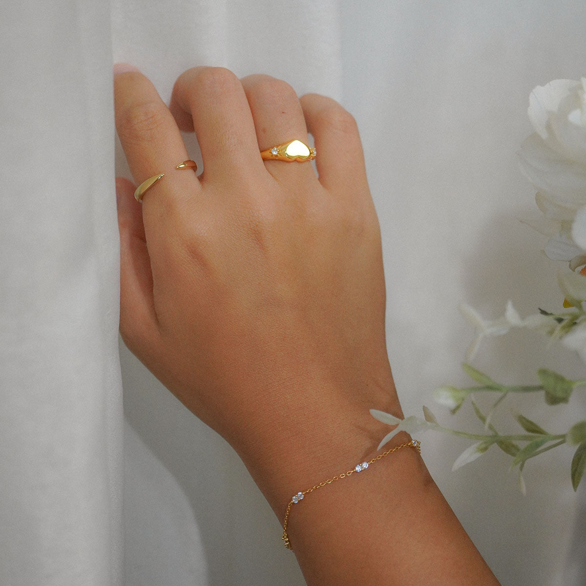 Cherie Signet Ring
