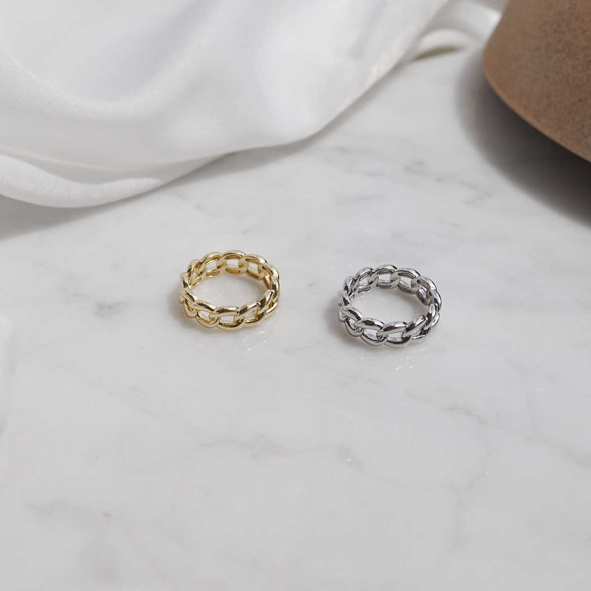 Bold Curb Ring