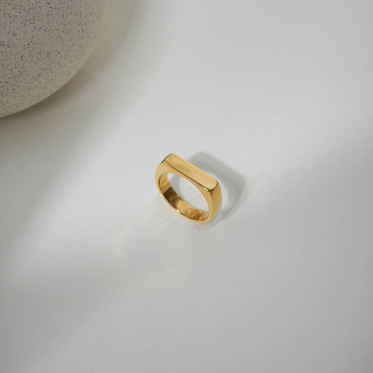 Bon Signet Ring