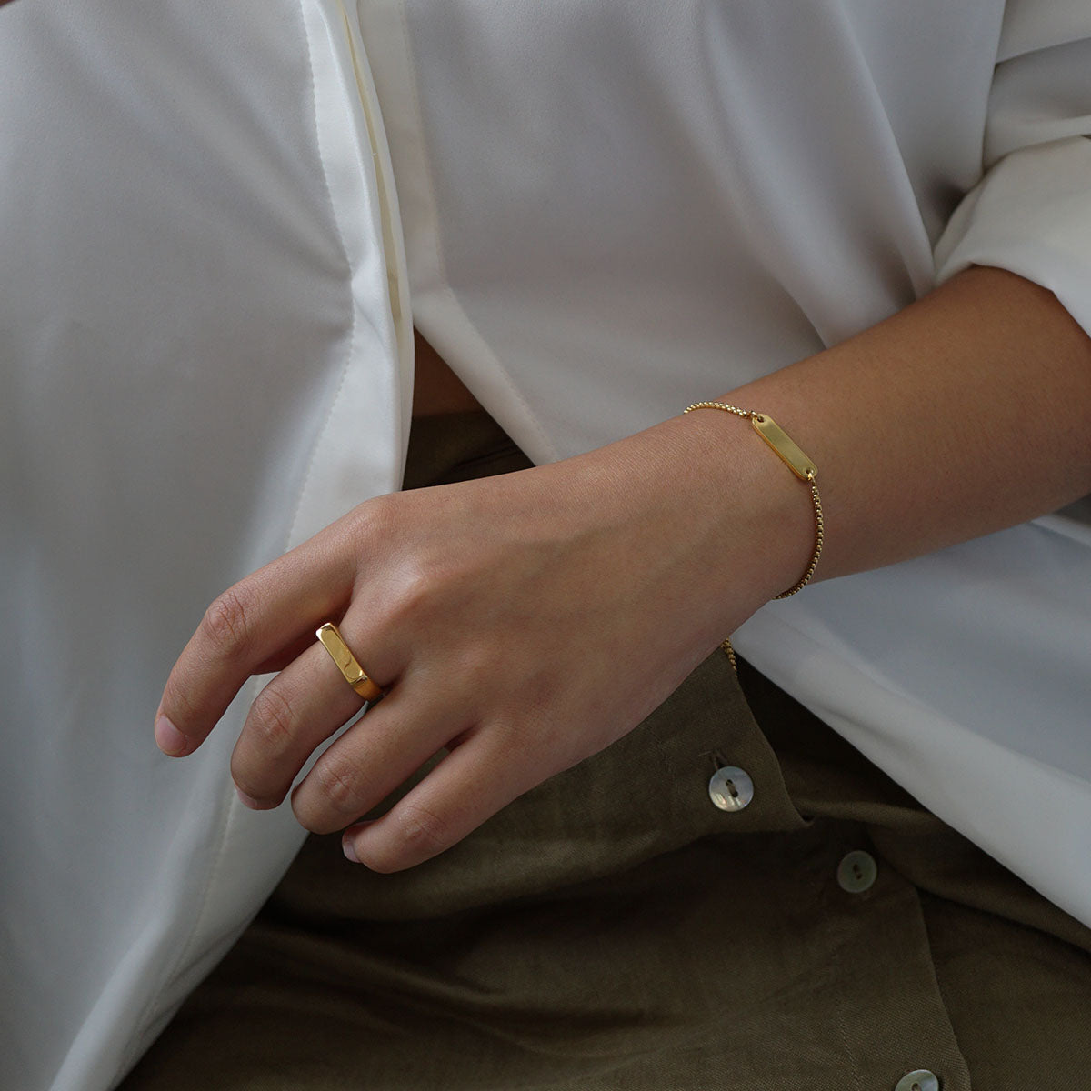 Bon Signet Ring
