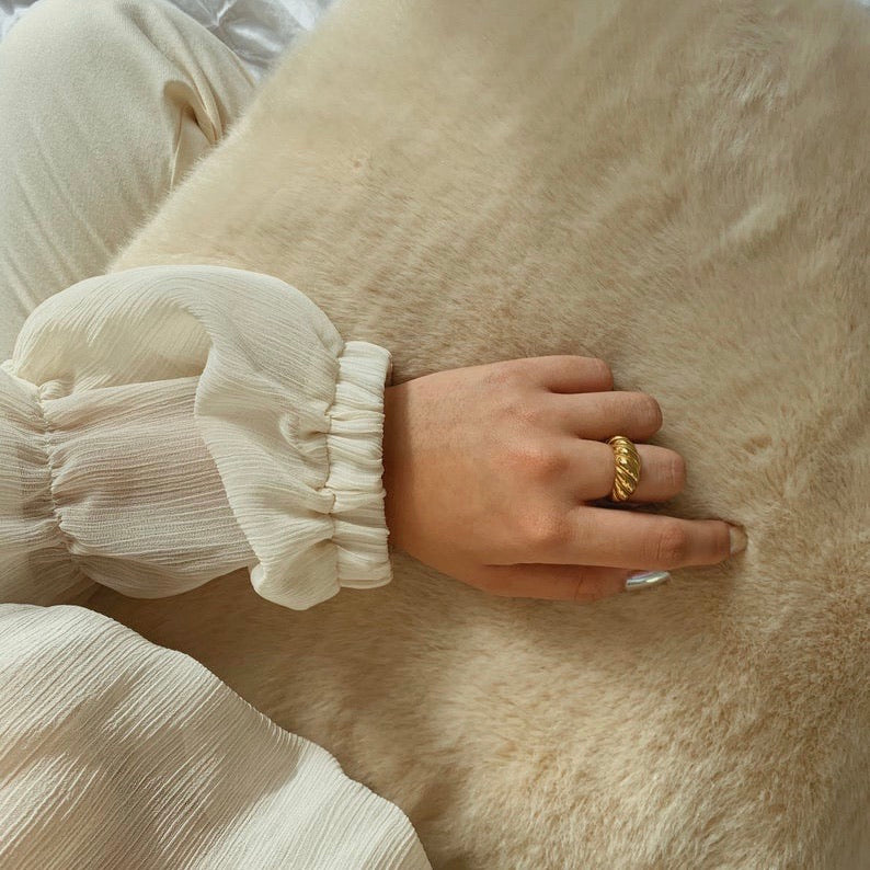 Croissant Ring