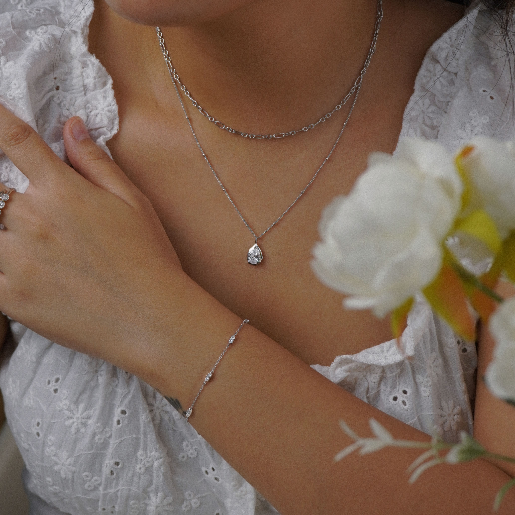 Maris Pear Necklace