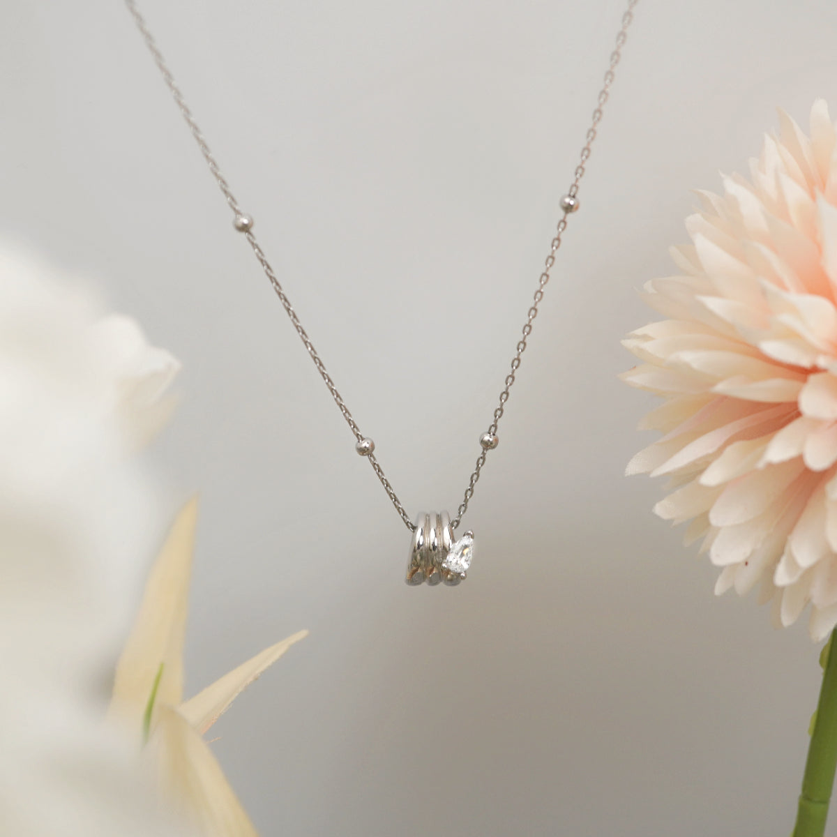 Orbella Necklace