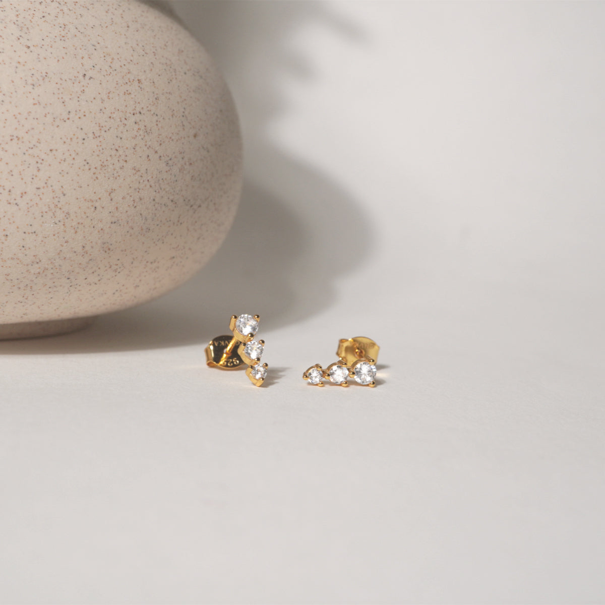 Versa Studs