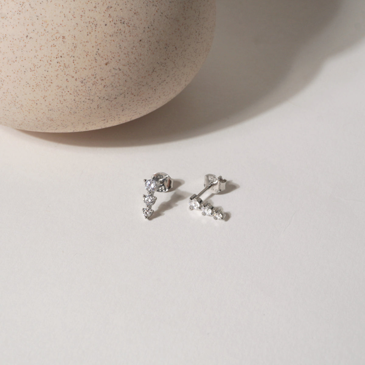Versa Studs