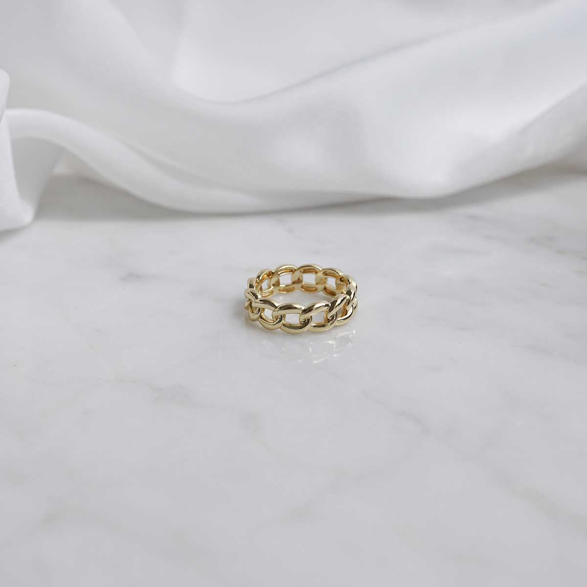 Bold Curb Ring