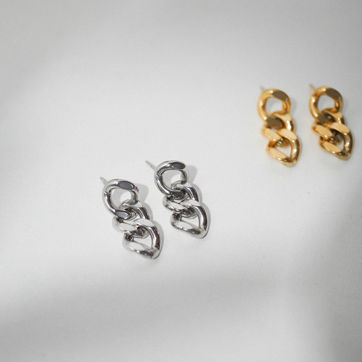 Levi Link Earring